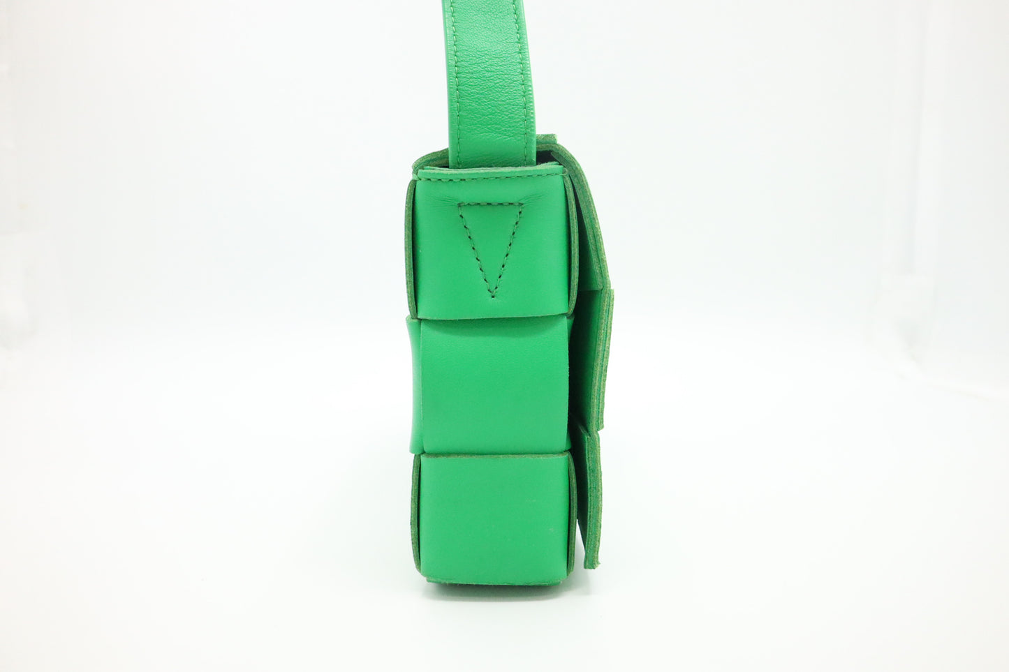 Bottega Veneta Cassette in Green Intrecciato Leather