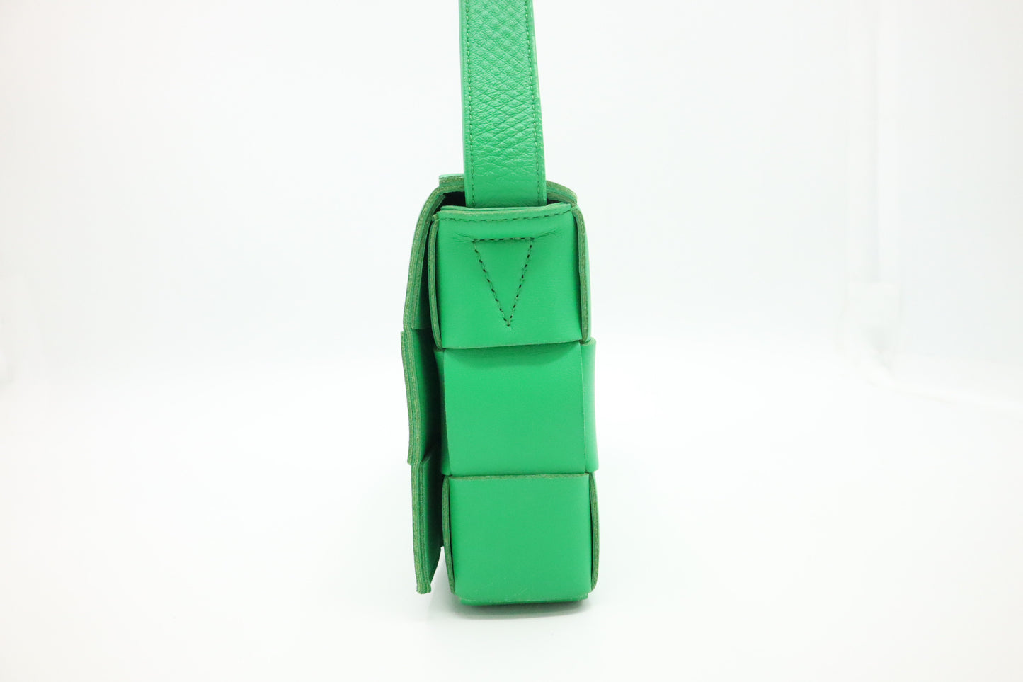 Bottega Veneta Cassette in Green Intrecciato Leather