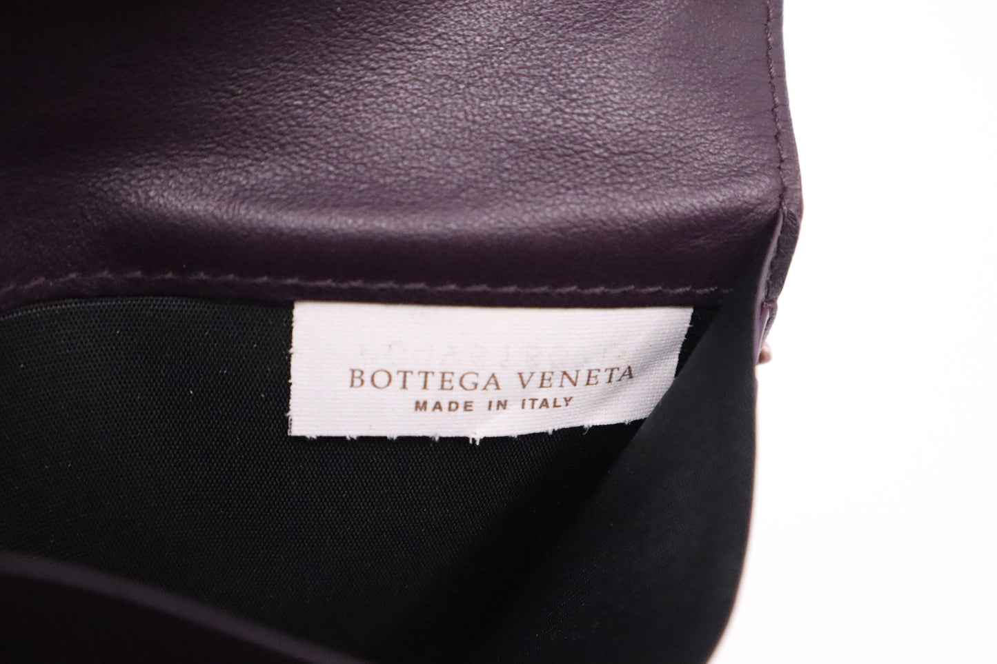 Bottega Veneta Wallet in Burgundy Intrecciato Leather