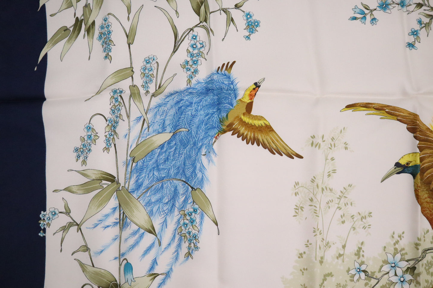 Gucci Birds Scarf in Silk