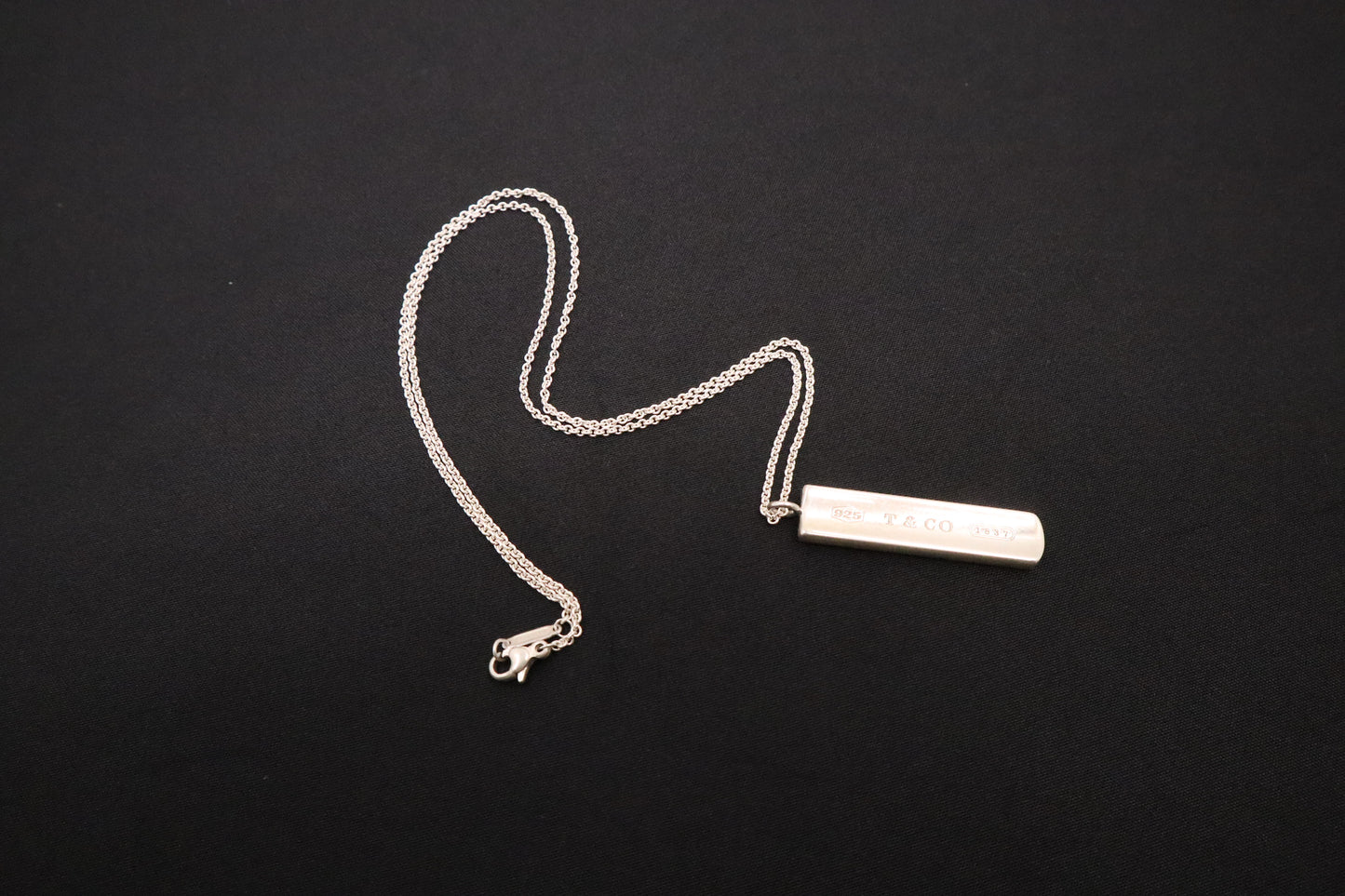 Tiffany&Co. 1837 Narrow Bar Pendant in Sterling Silver