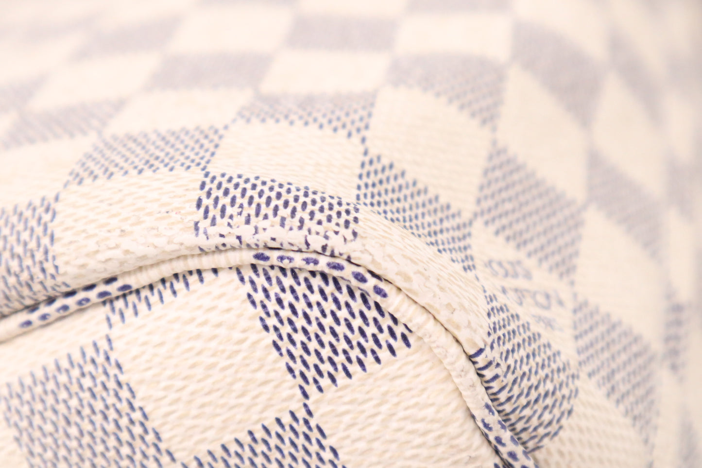 Louis Vuitton Neverfull PM in Damier Azur Canvas