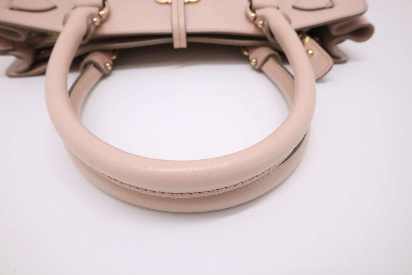 Ferragamo Shoulder Bag in Pink Blush Leather