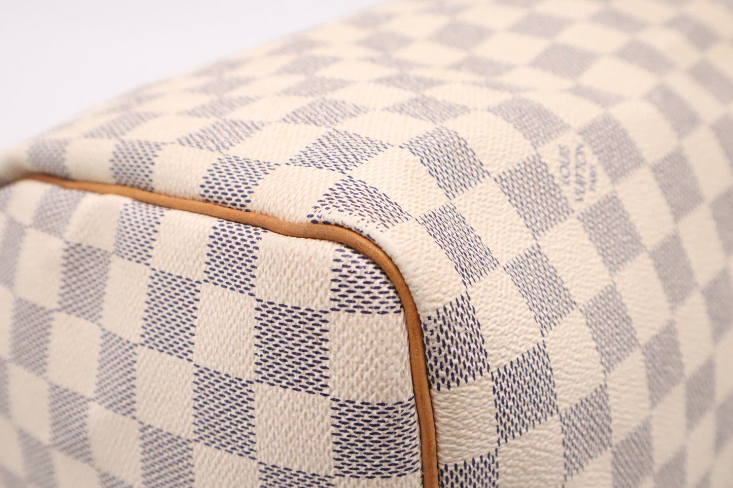 Louis Vuitton Speedy 30 in Damier Azur Canvas