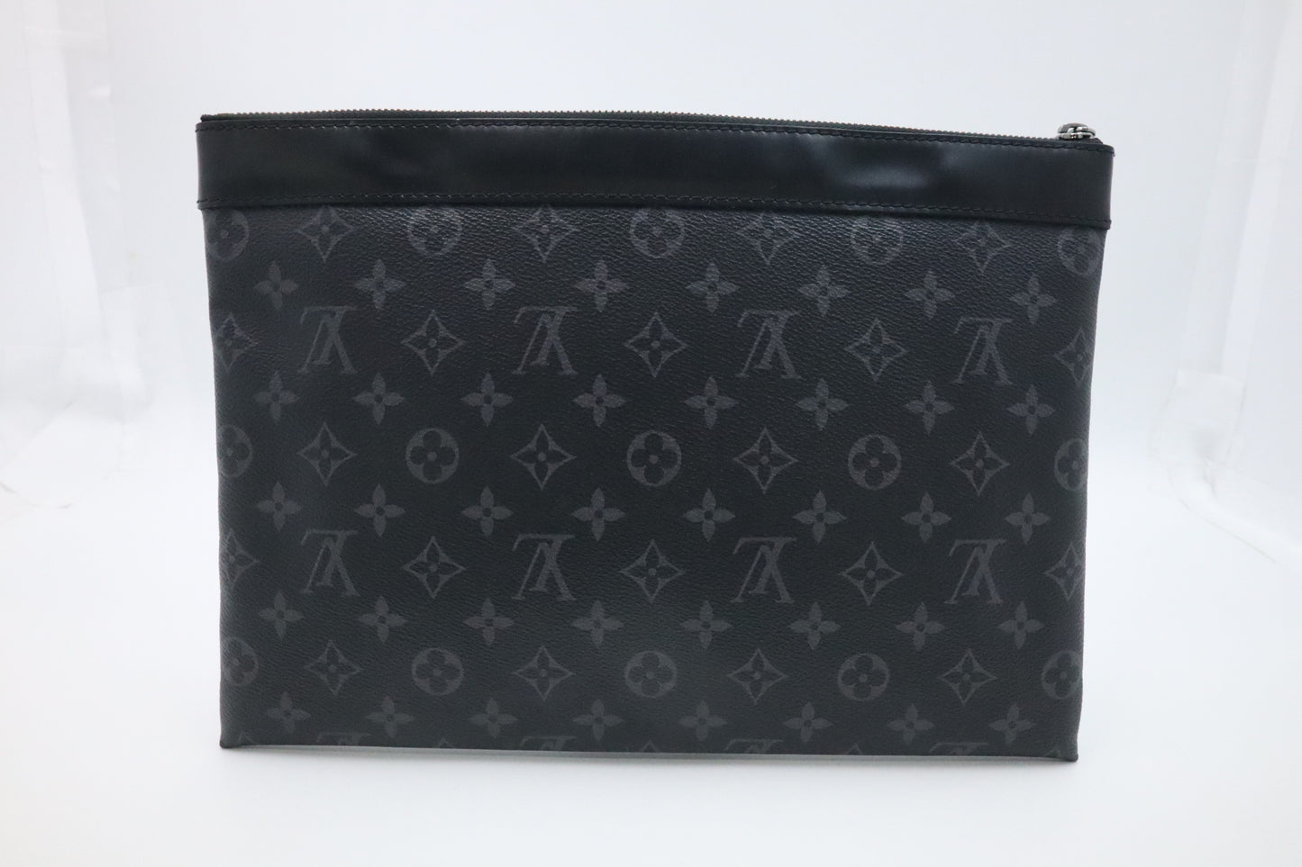 Louis Vuitton Pochette Discovery in Eclipse Monogram Canvas