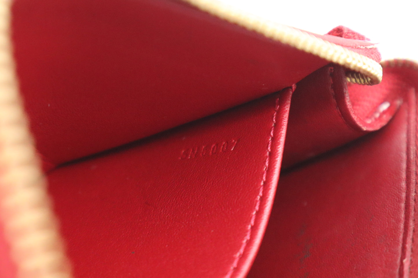 Louis Vuitton Trousee Cosmetics Pouch in Pomme D`Amour Vernis Leather