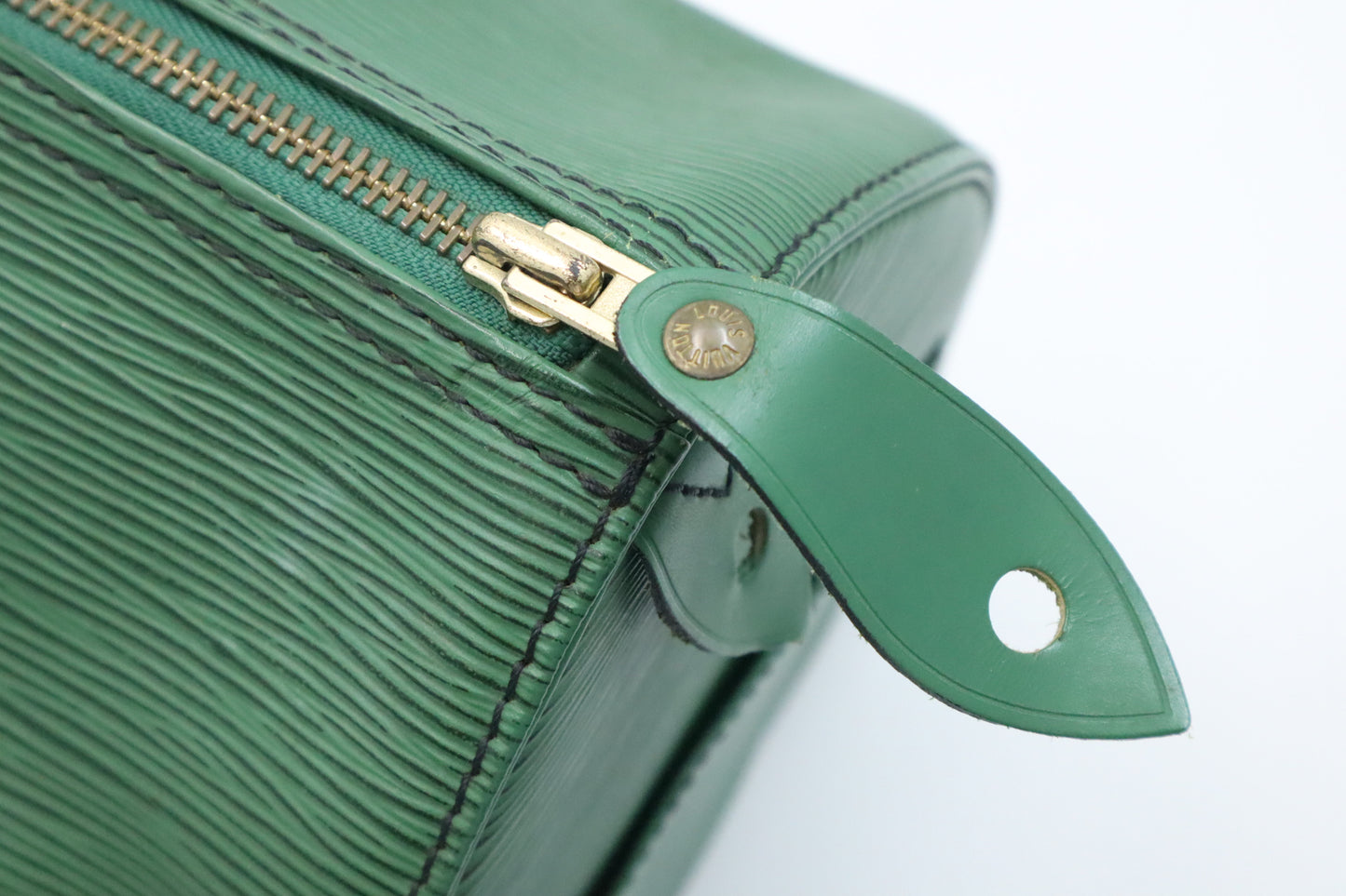 Louis Vuitton Speedy 30 in Green Epi Leather