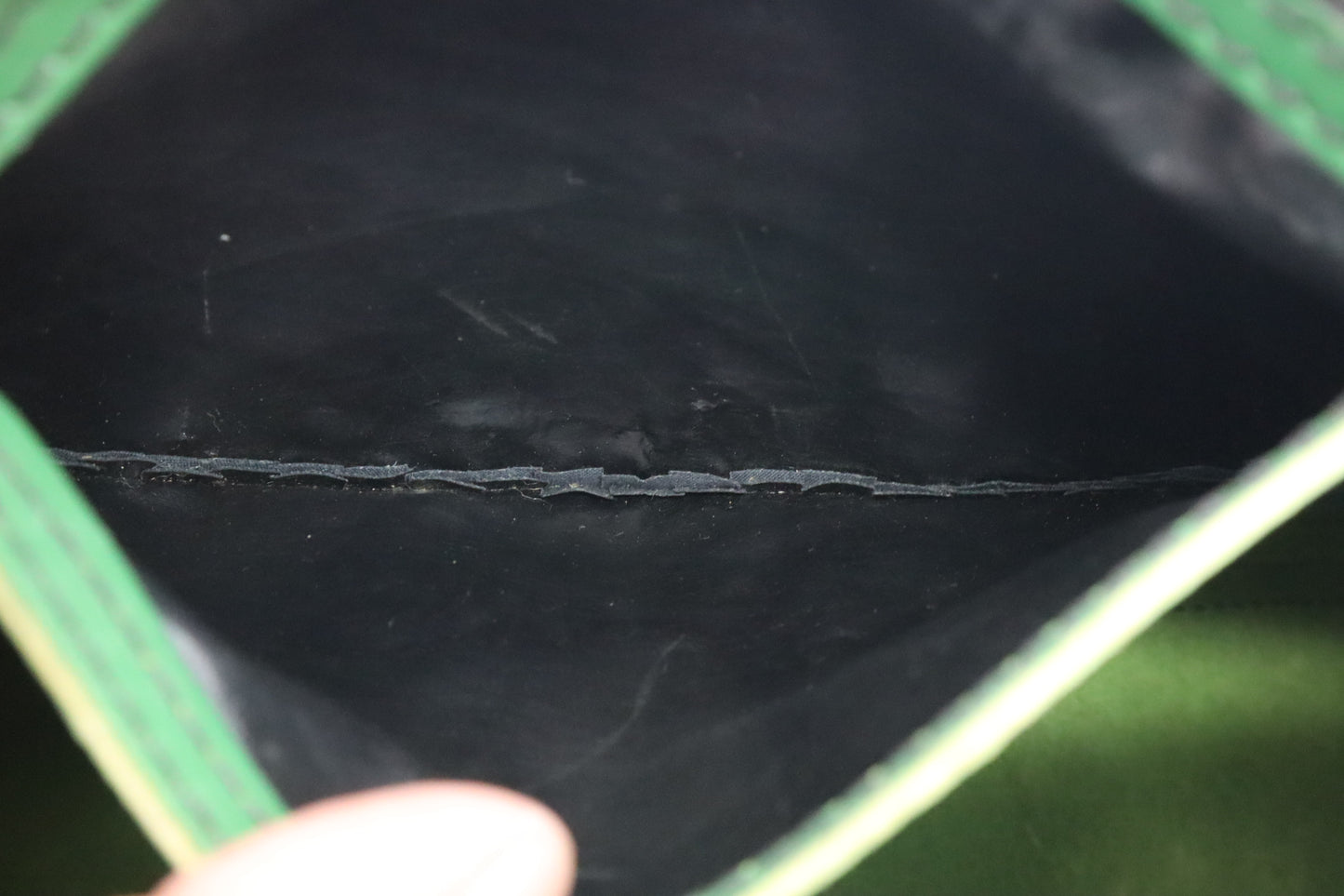 Louis Vuitton Speedy 30 in Green Epi Leather