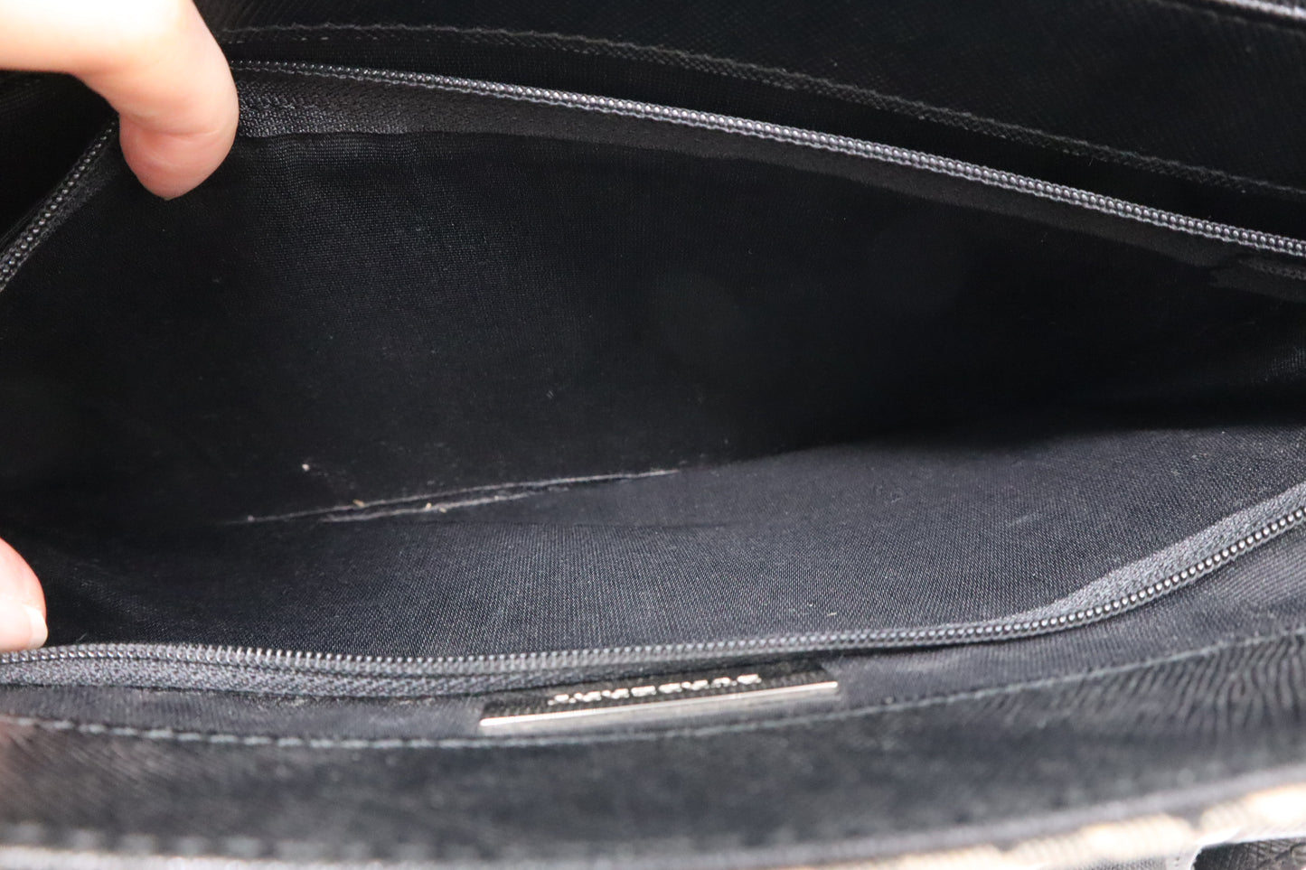 Burberry Handbag in Black Leather & Cream Checked Canvas