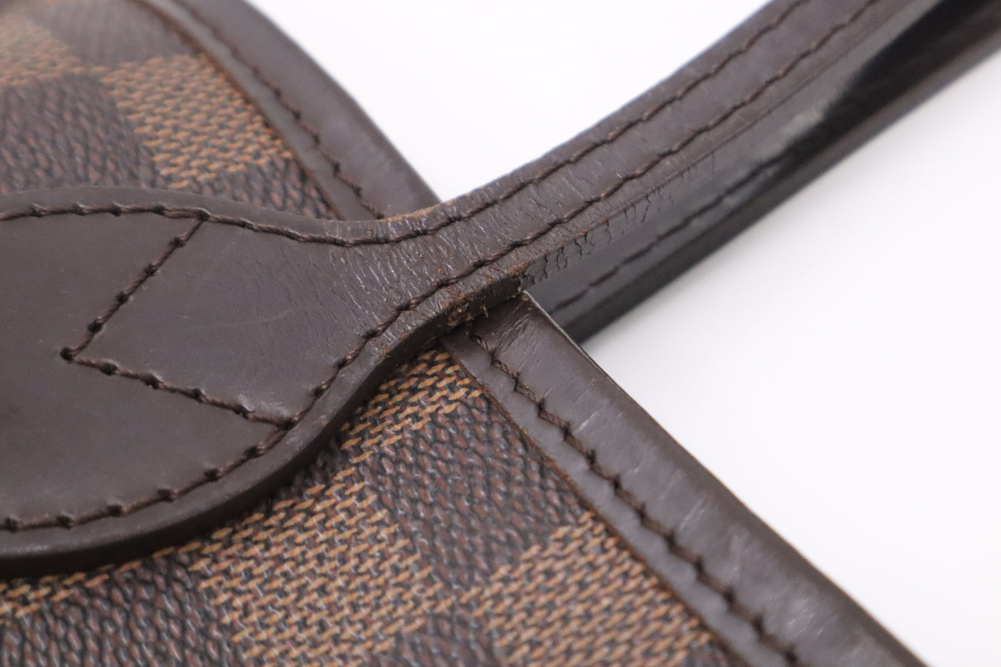 Louis Vuitton Neverfull PM in Damier Ebene Canvas