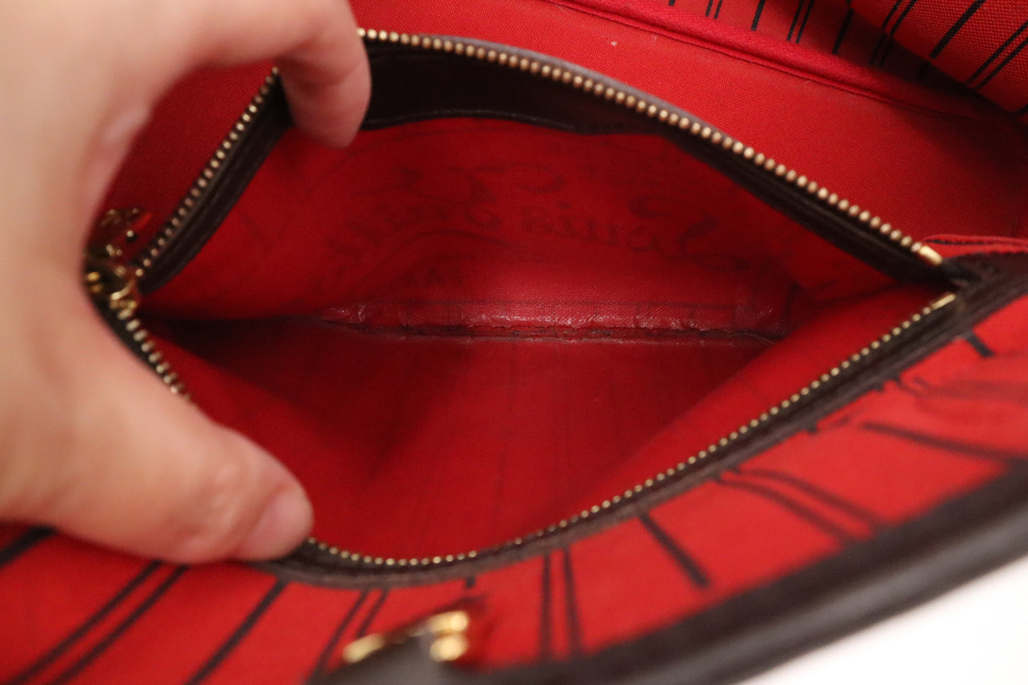 Louis Vuitton Neverfull PM in Damier Ebene Canvas