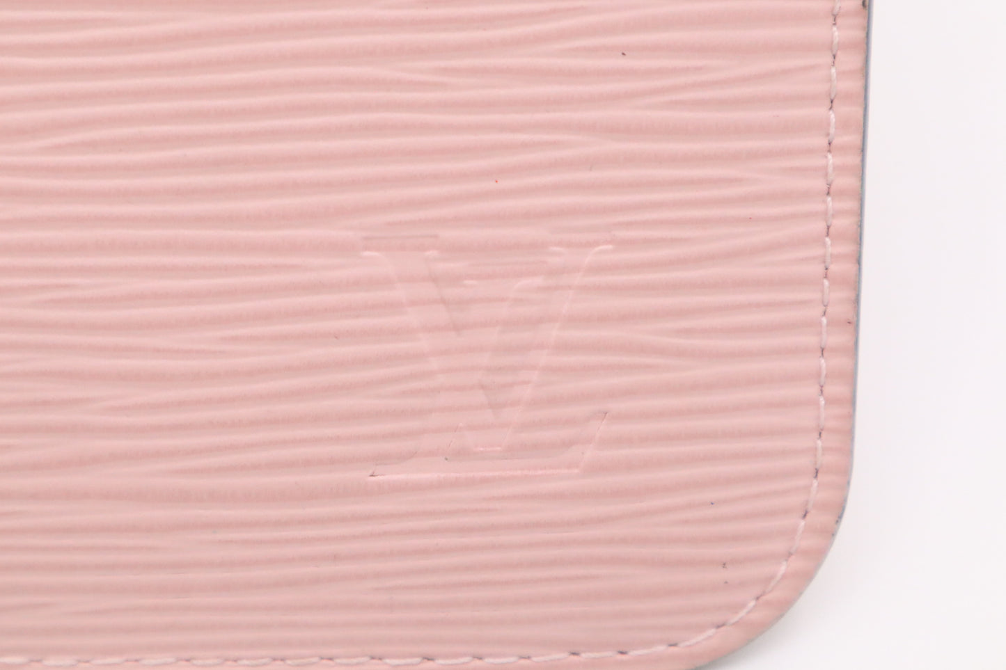 Louis Vuitton Neverfull MM in Pink Epi Leather