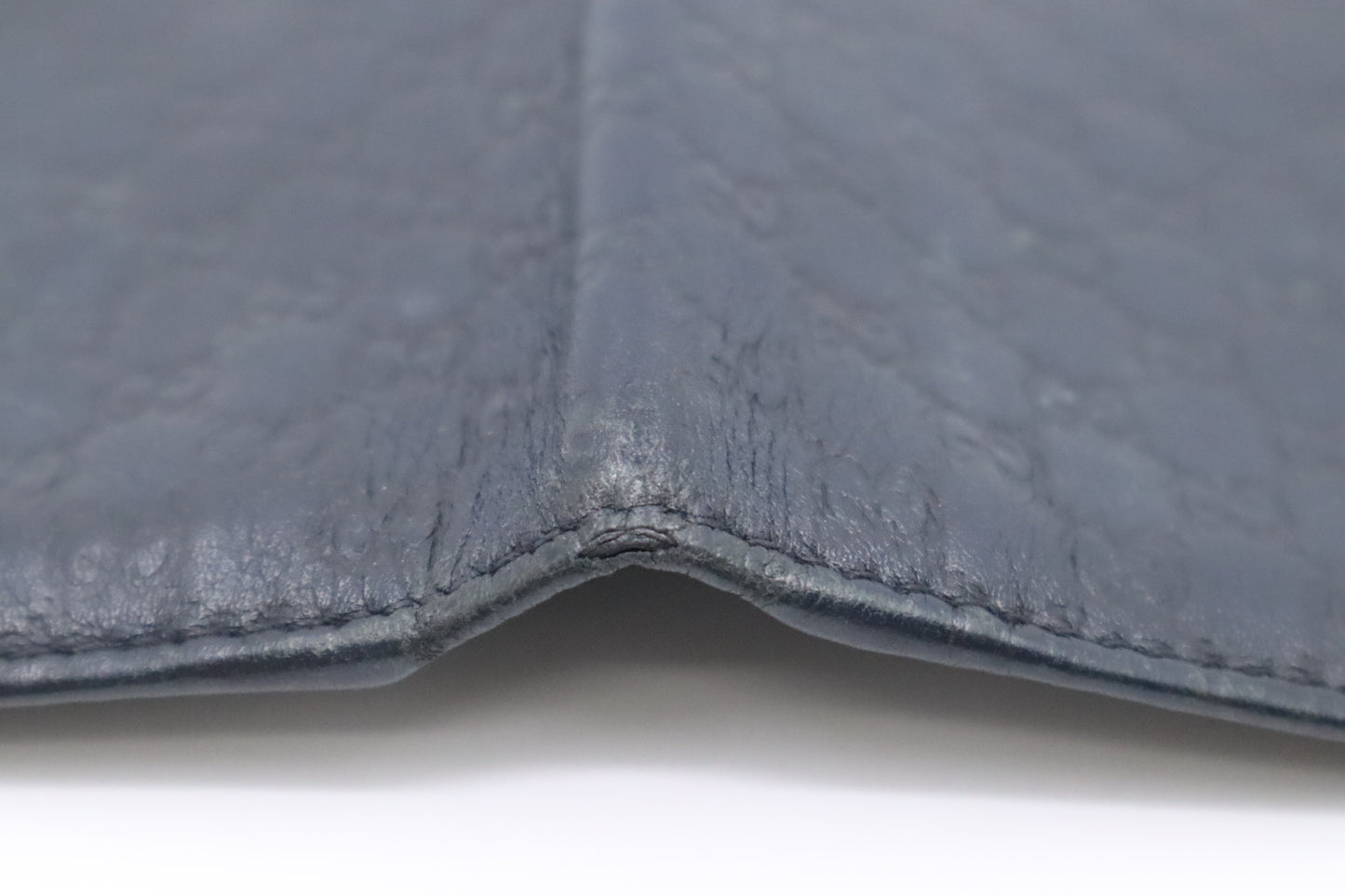 Gucci Bifold Long Wallet in Navy Microguccissima Leather