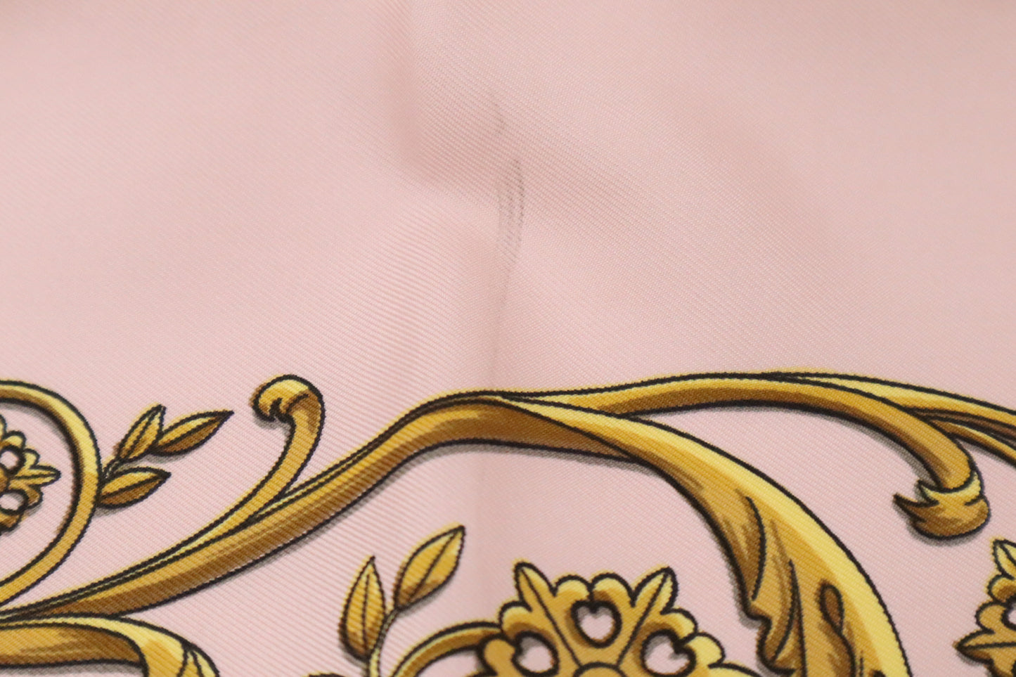 Hermes "La Promenade de Longchamps" Carre 90 in Pink Silk