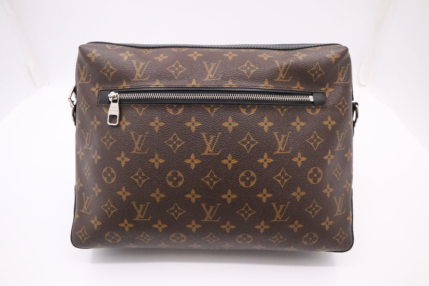 Louis Vuitton Macassar Torres in Monogram Canvas