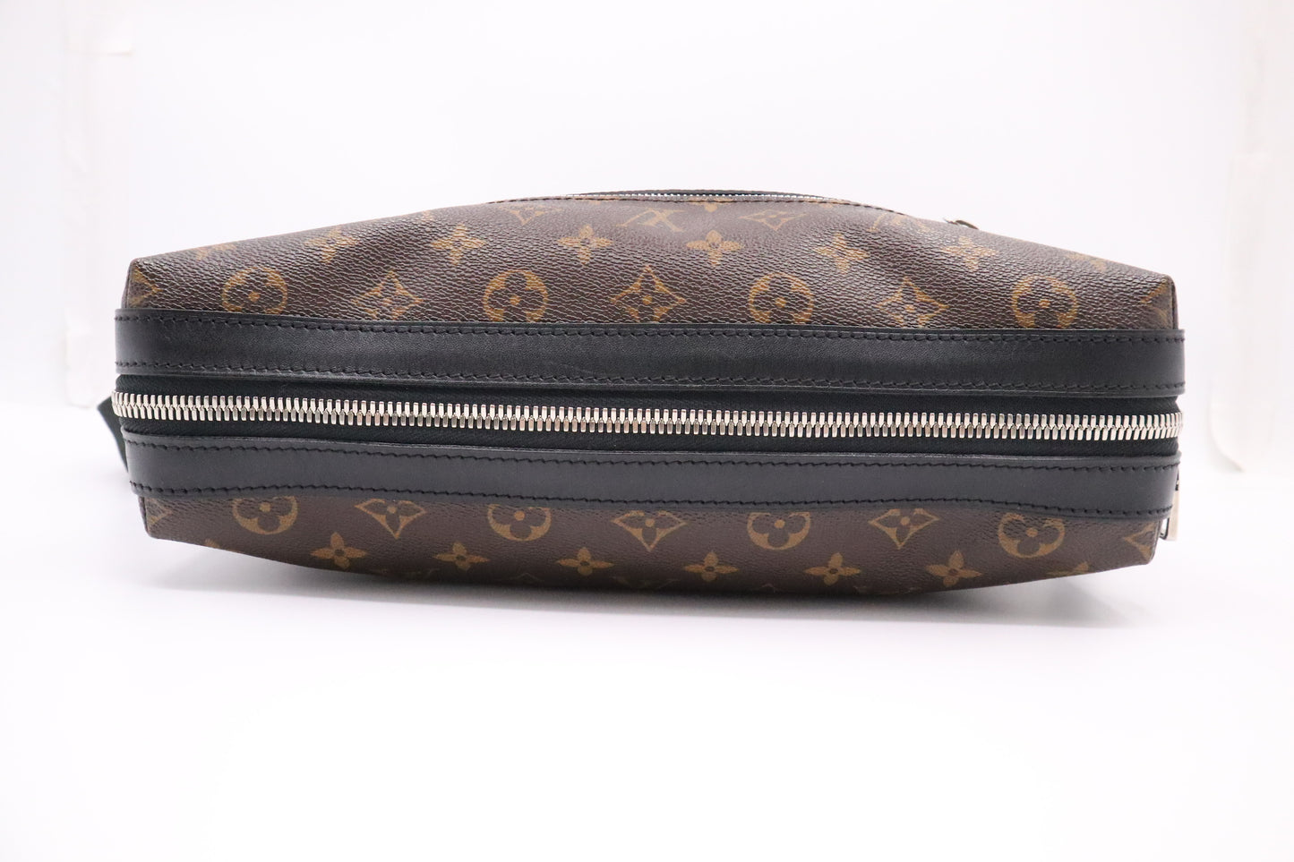 Louis Vuitton Macassar Torres in Monogram Canvas