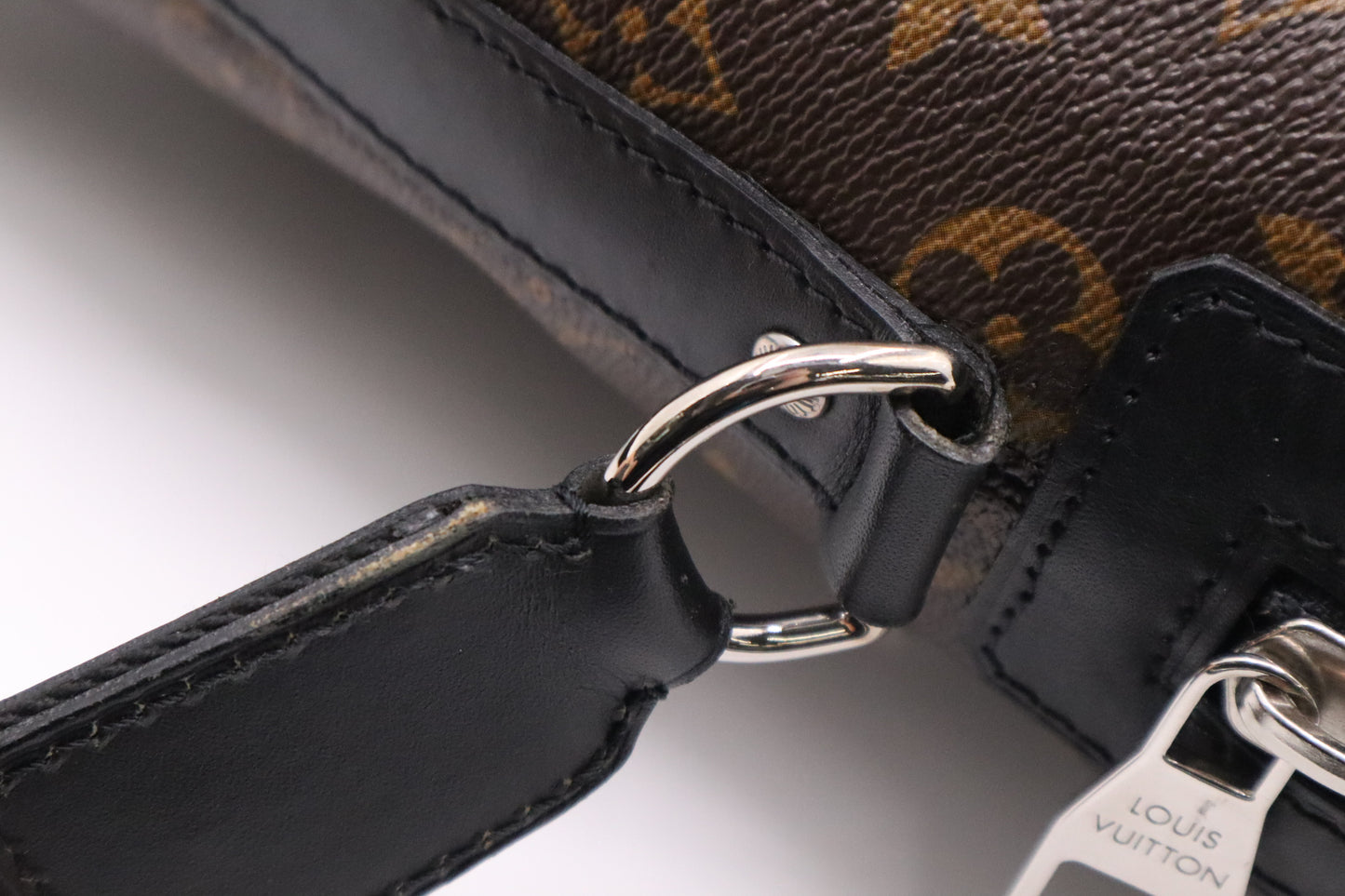 Louis Vuitton Macassar Torres in Monogram Canvas