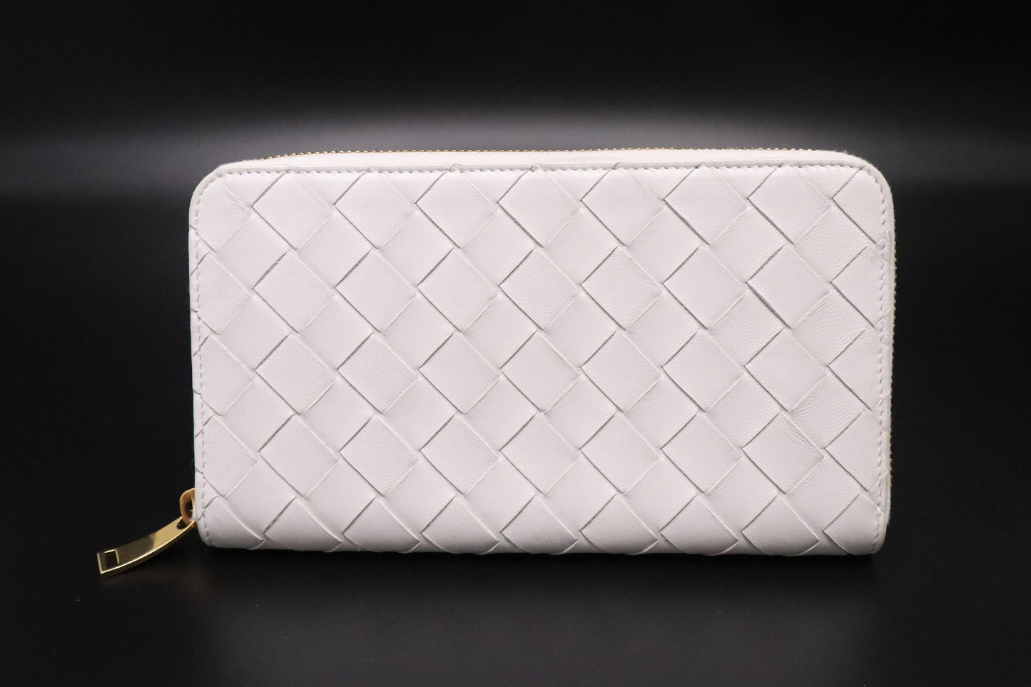 Bottega Veneta Zippy Wallet in White Intrecciato Leather