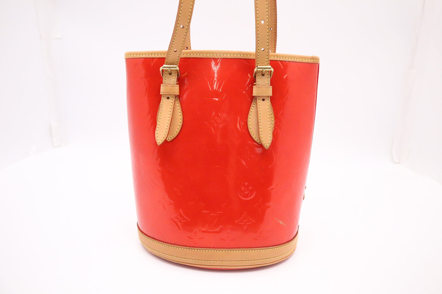 Louis Vuitton Bucket Bag PM in Red Vernis Leather