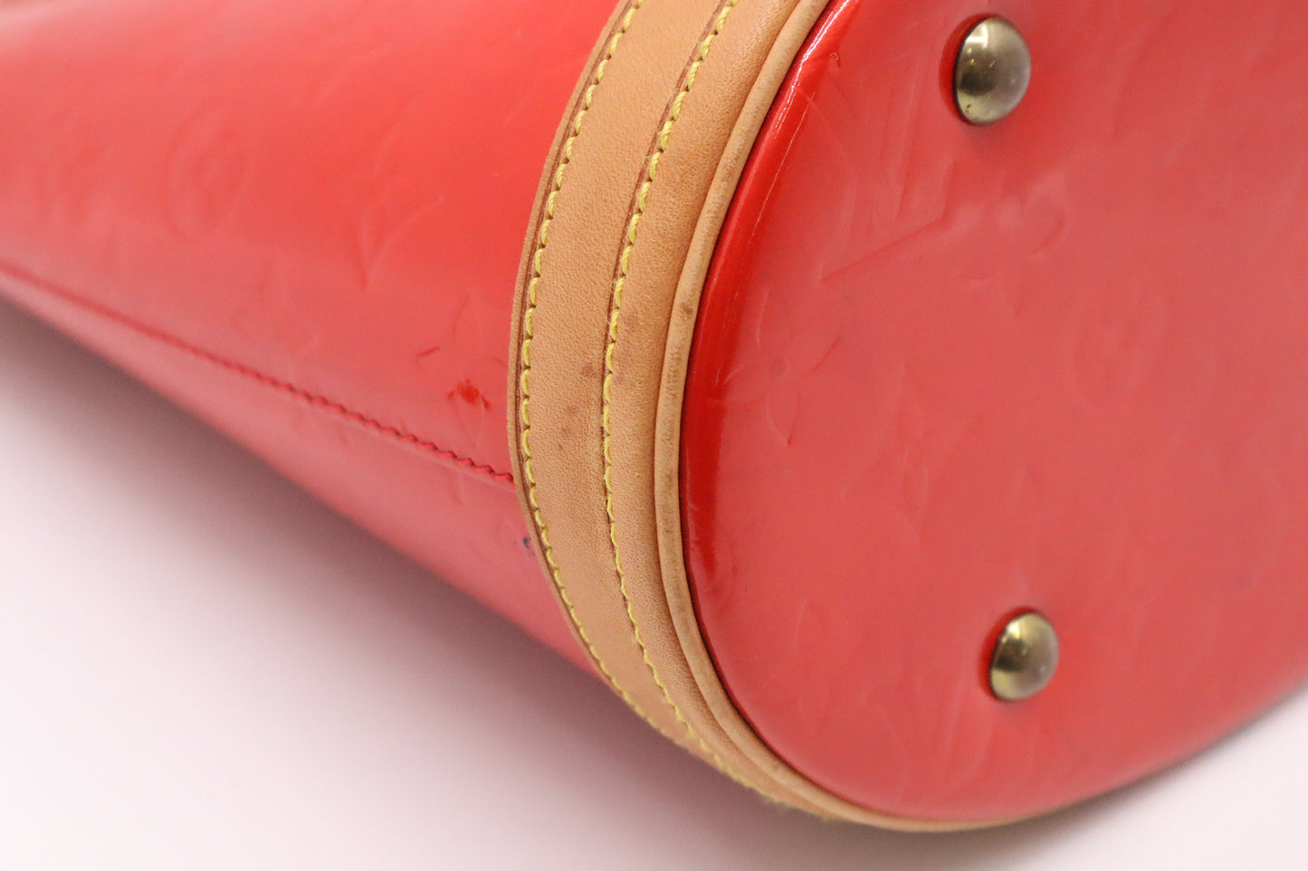Louis Vuitton Bucket Bag PM in Red Vernis Leather