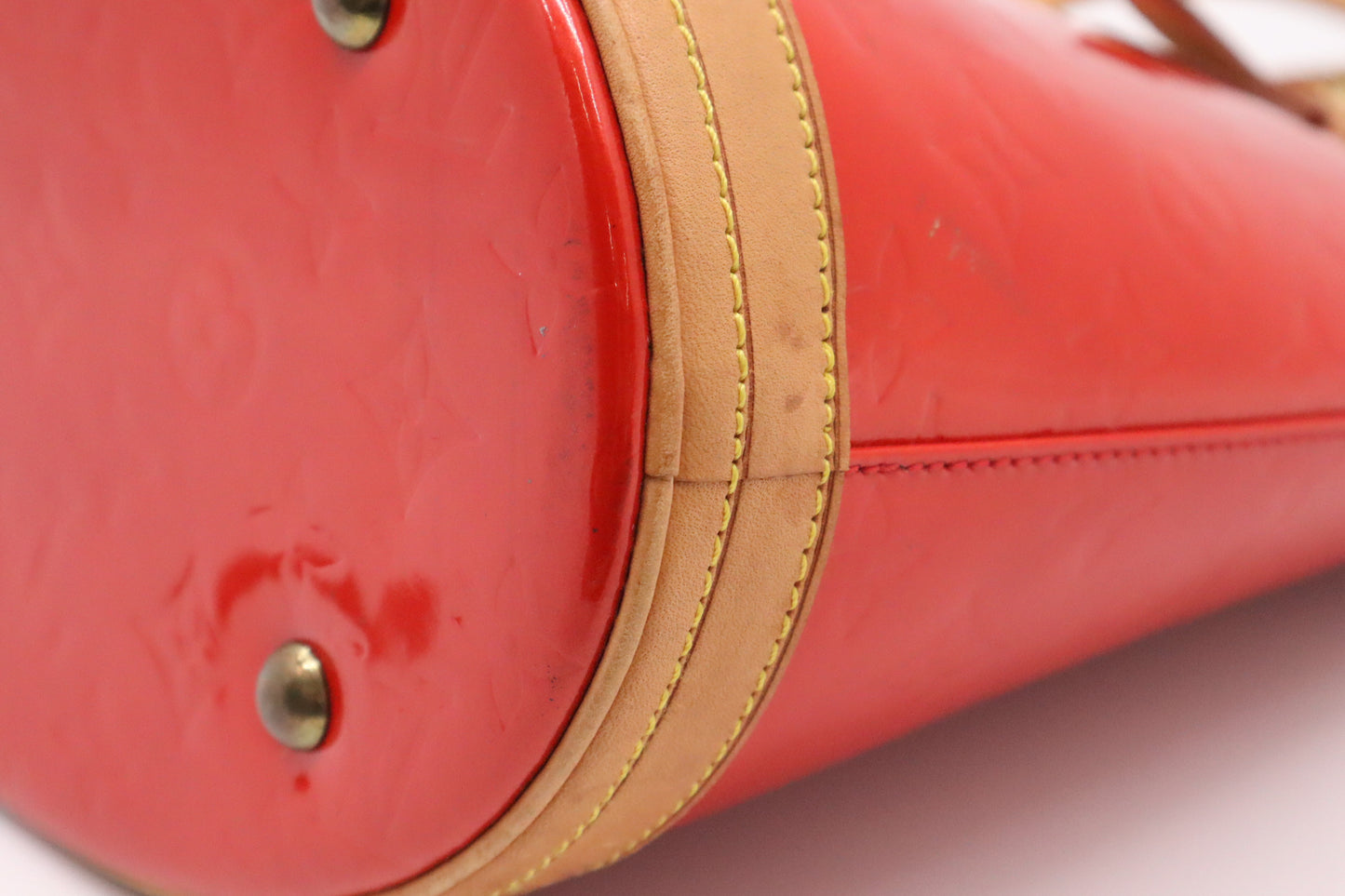 Louis Vuitton Bucket Bag PM in Red Vernis Leather