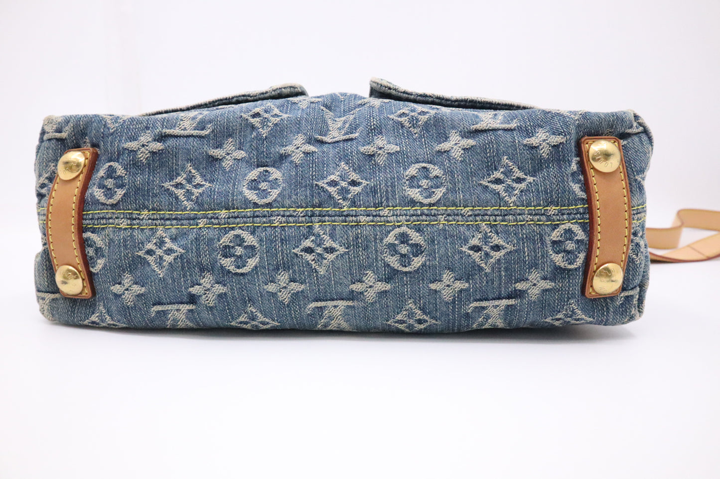 Louis Vuitton Baggy PM in Monogram Denim