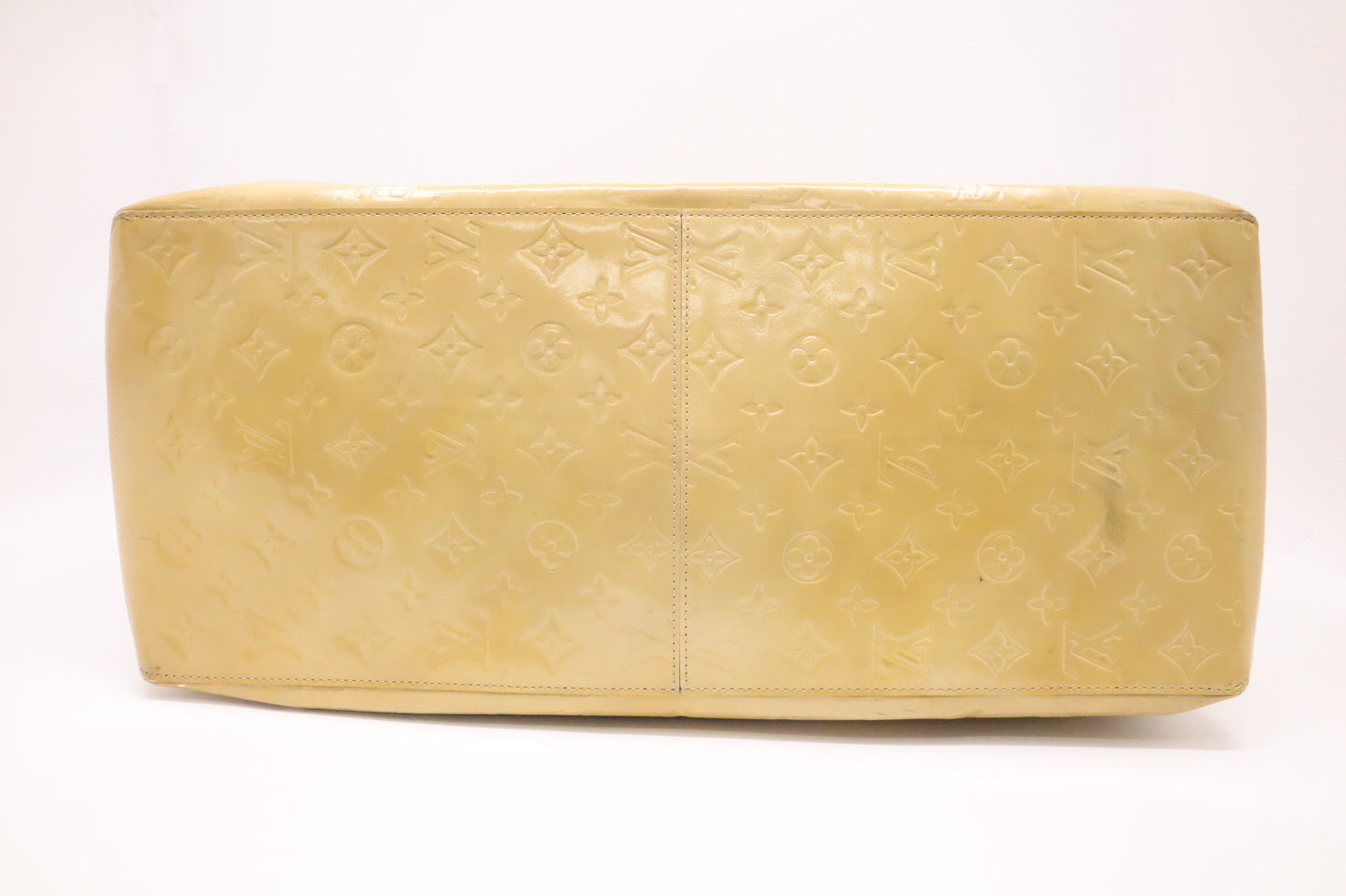 Louis Vuitton Reade GM in Yellow Beige Vernis Leather