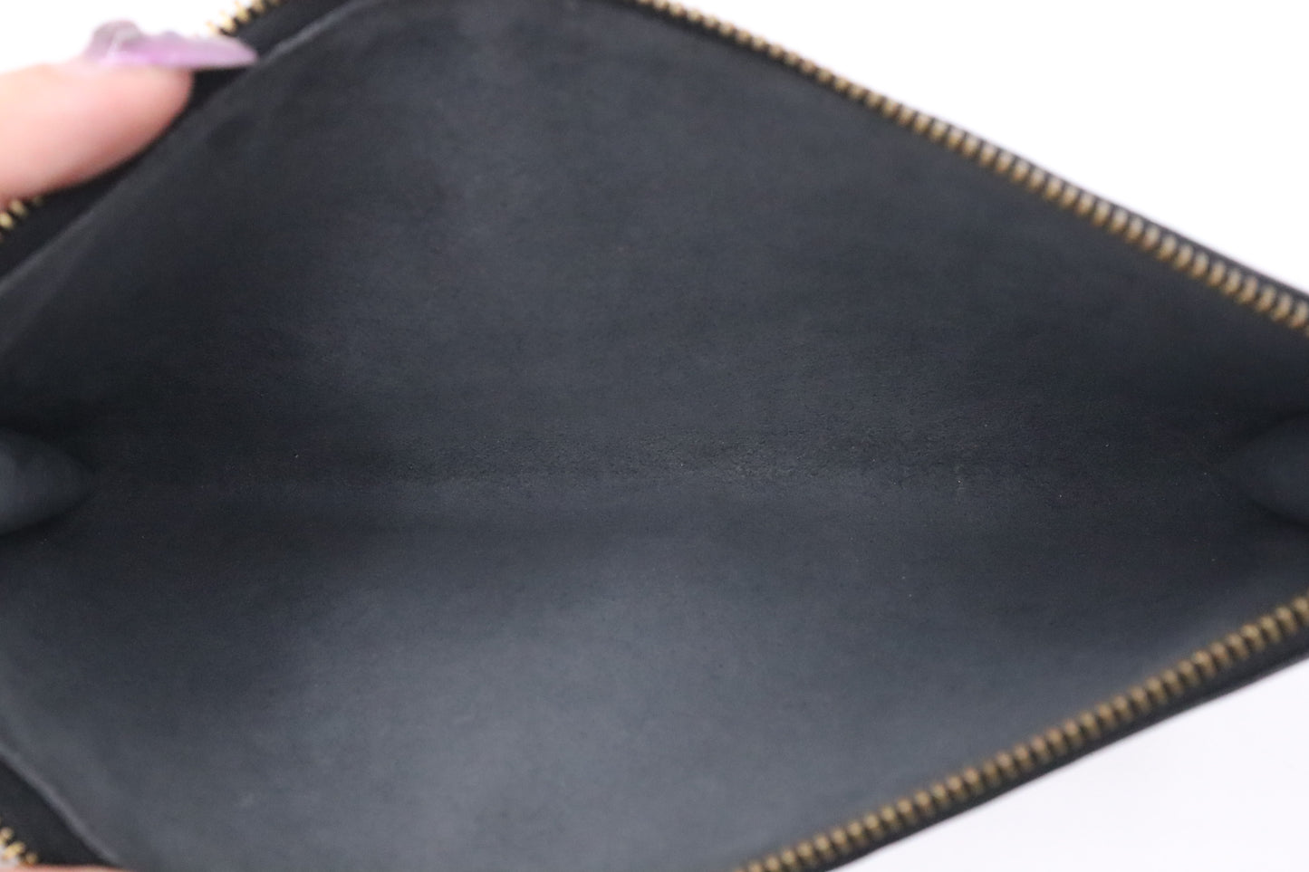Louis Vuitton Pochette Accessoires in Black Epi Leather