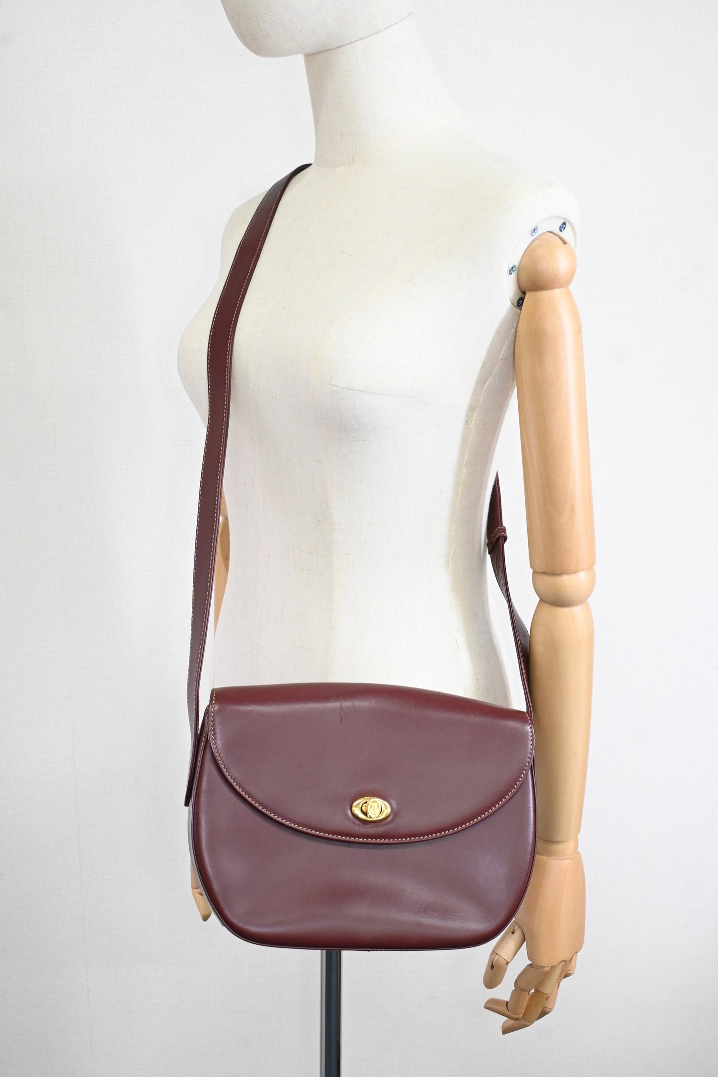 Cartier Crossbody in Burgundy Leather