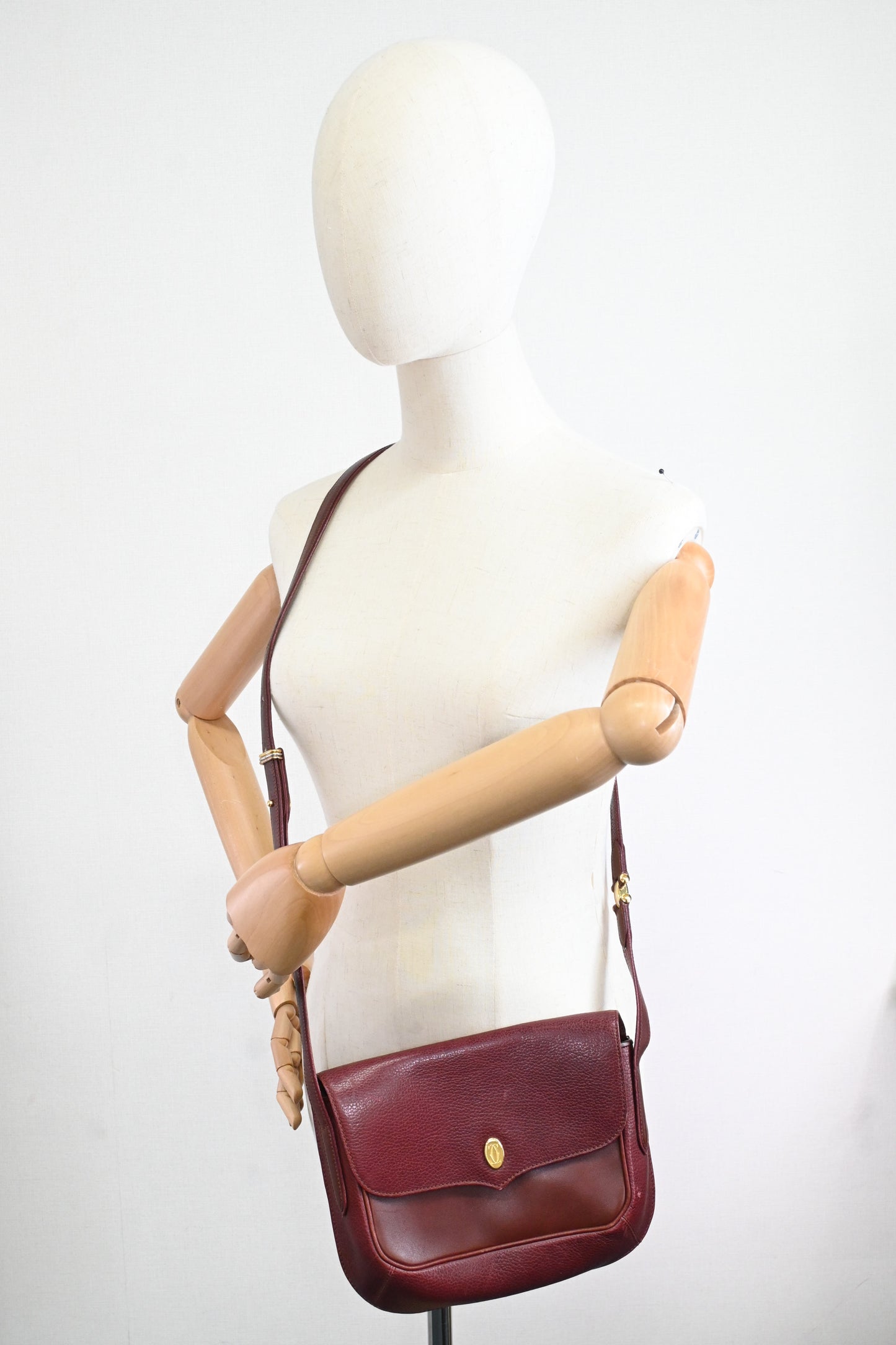 Cartier Flap Shoulder Bag in Burgundy Leather