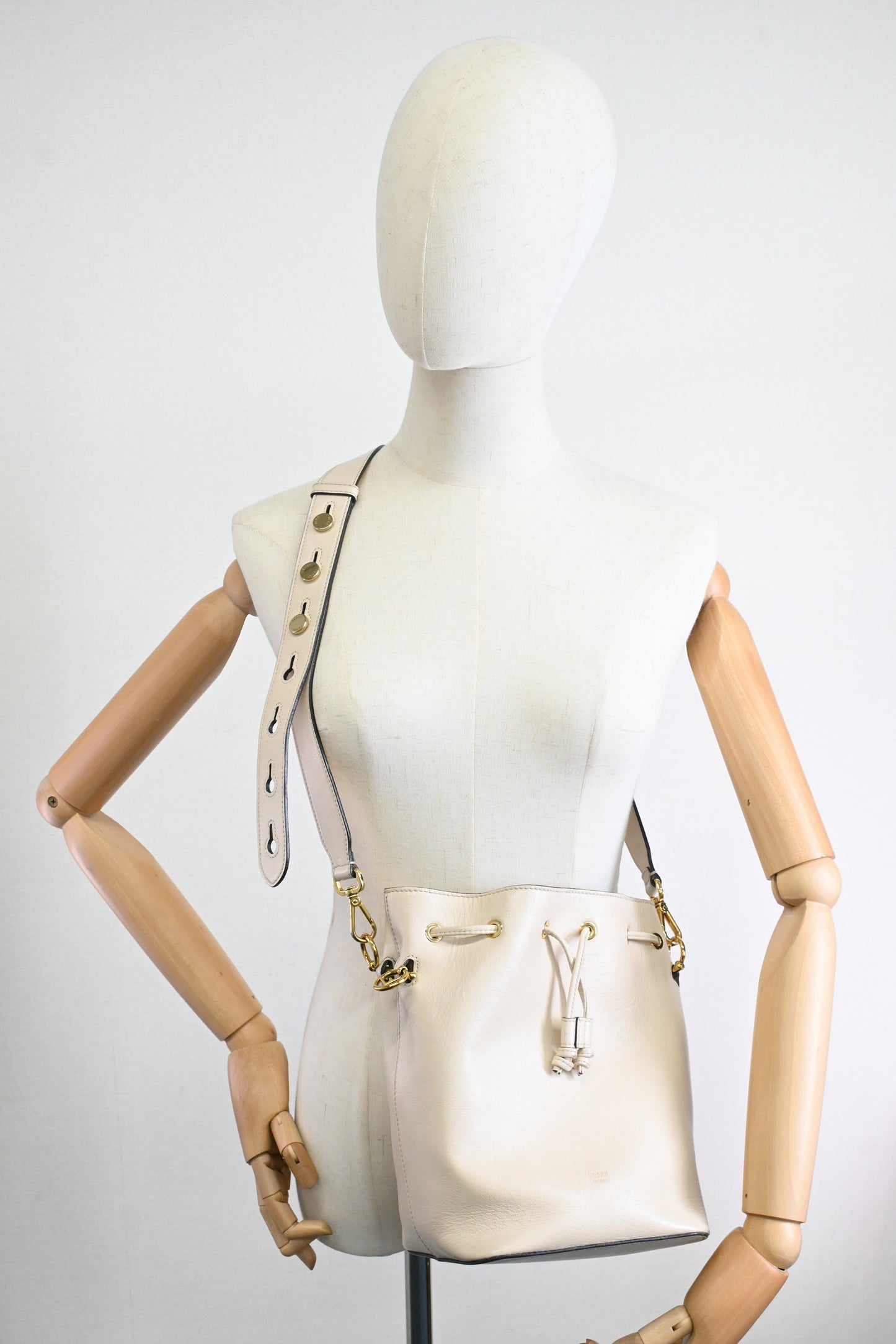 Fendi Mon Tresor Shoulder Bag in Cream Leather