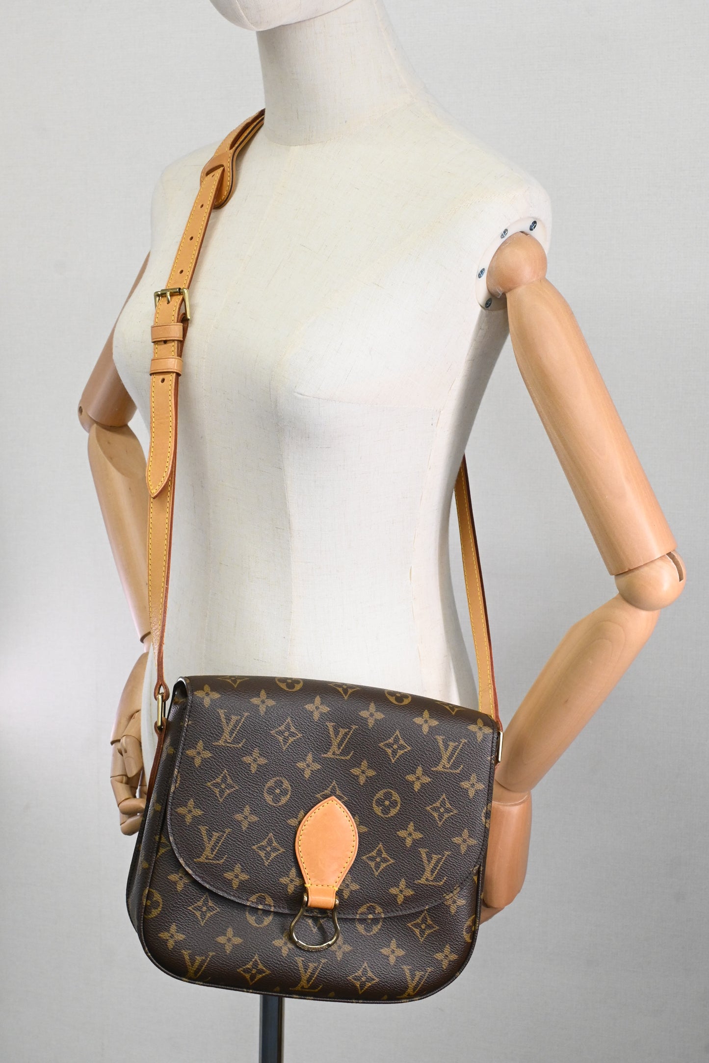 Louis Vuitton Saint Cloud GM in Monogram Canvas