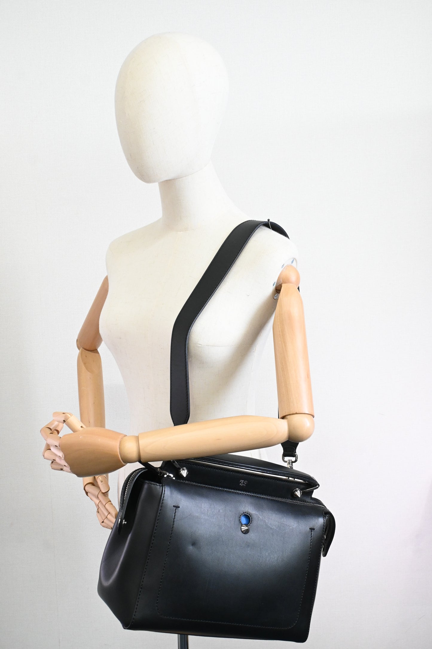Fendi Dotcom 2way Bag in Black Leather