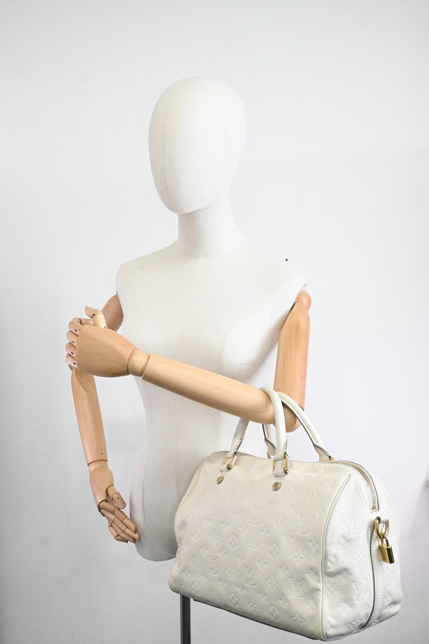 Louis Vuitton Speedy 30 Bandouliere in Off White Empreinte Leather