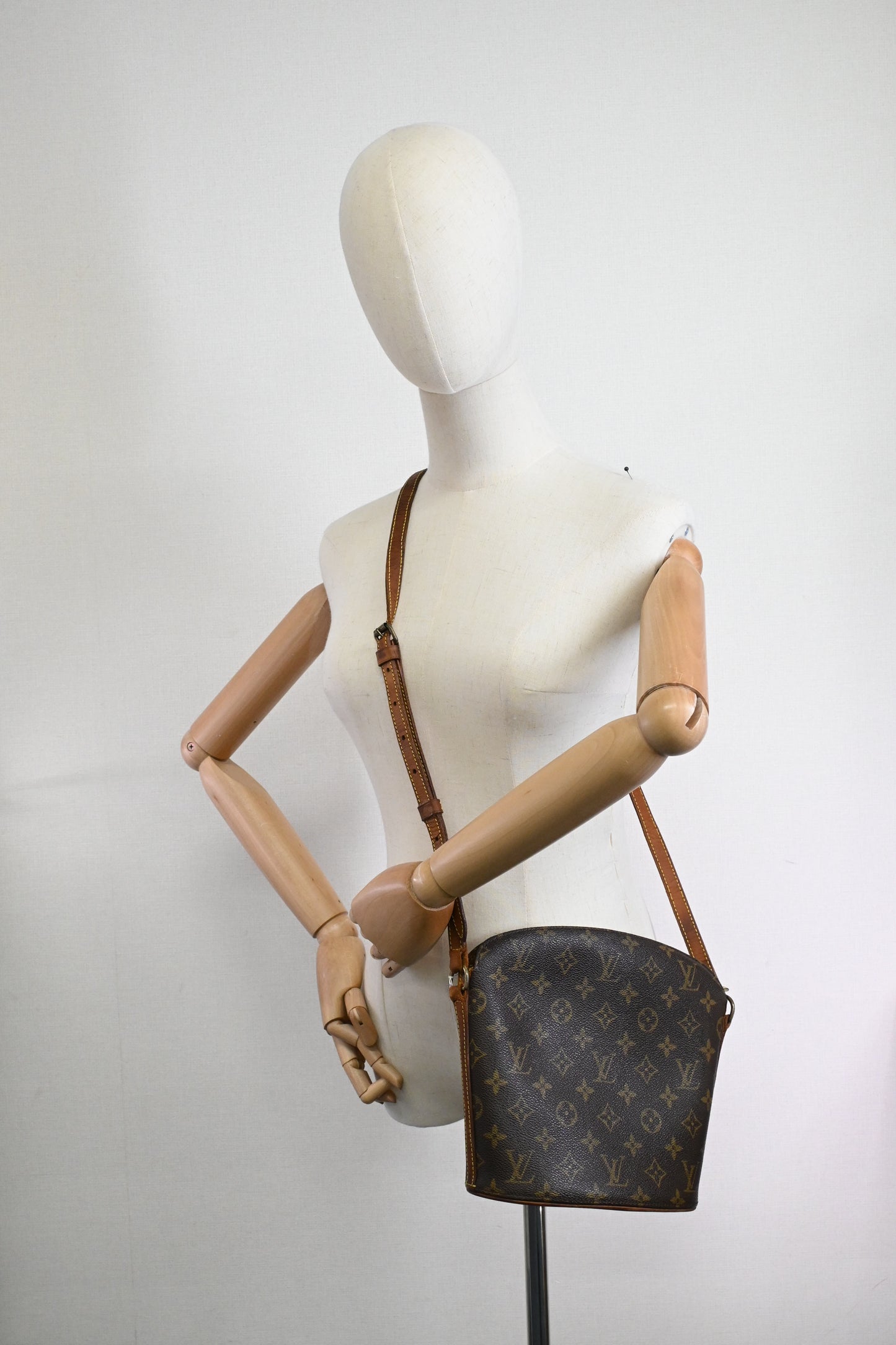 Louis Vuitton Drouot in Monogram Canvas