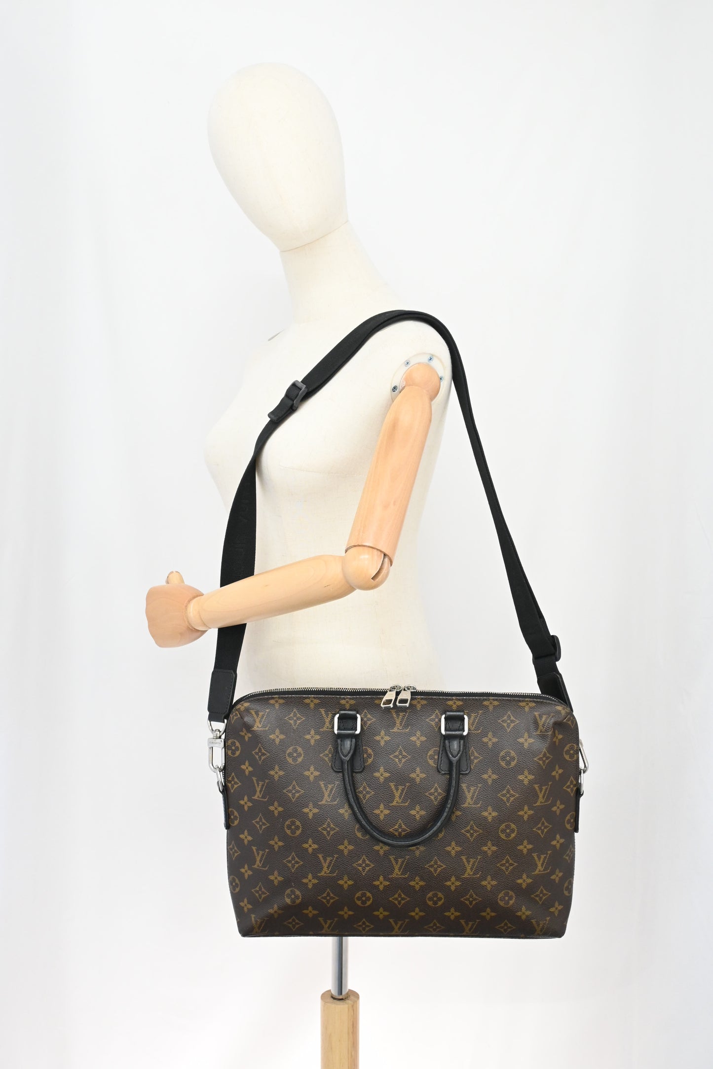 Louis Vuitton Porte-Documents Jour in Macassar Monogram Canvas