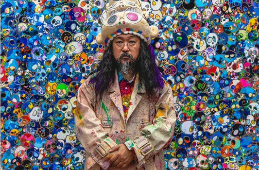 Takashi Murakami with a colorful background