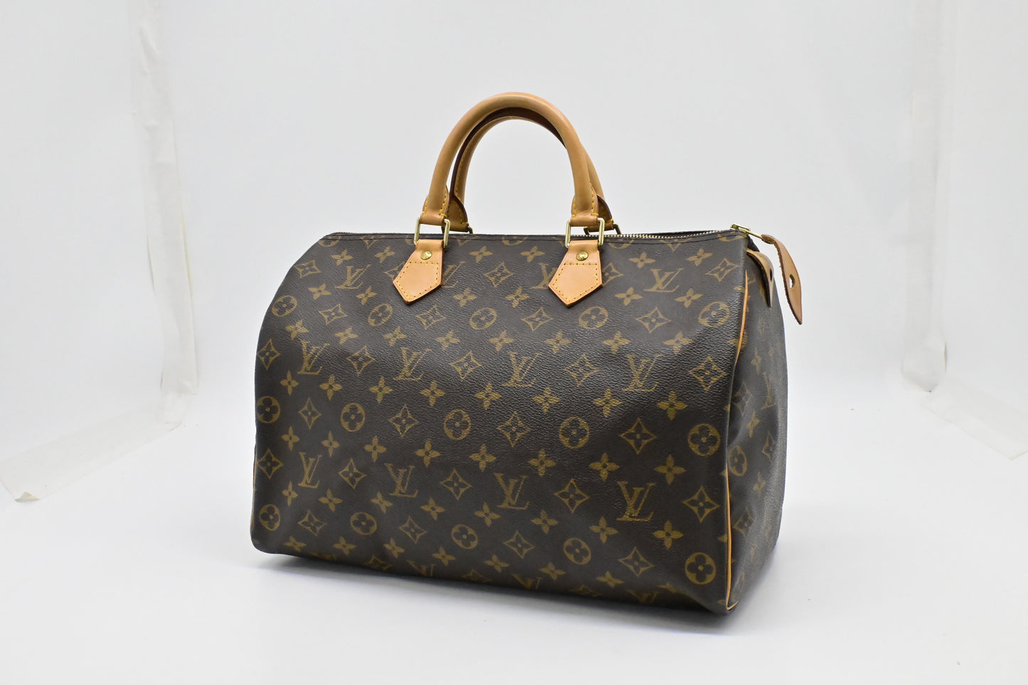 Louis Vuitton Speedy 35 in Monogram Canvas