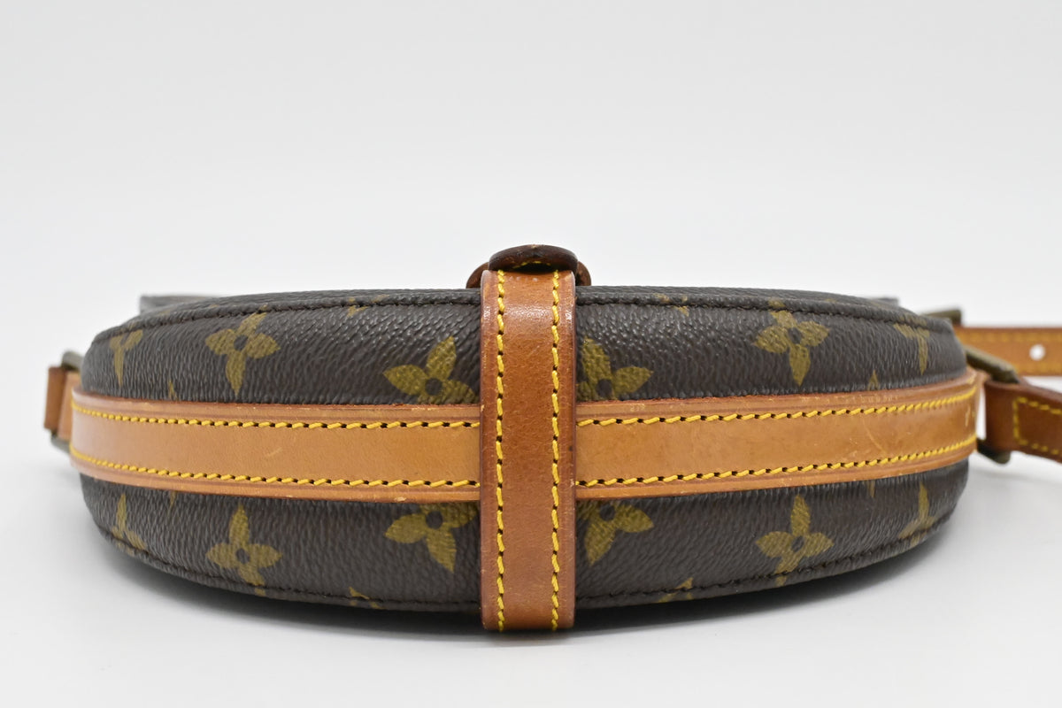 Louis Vuitton Chantilly PM in Monogram Canvas