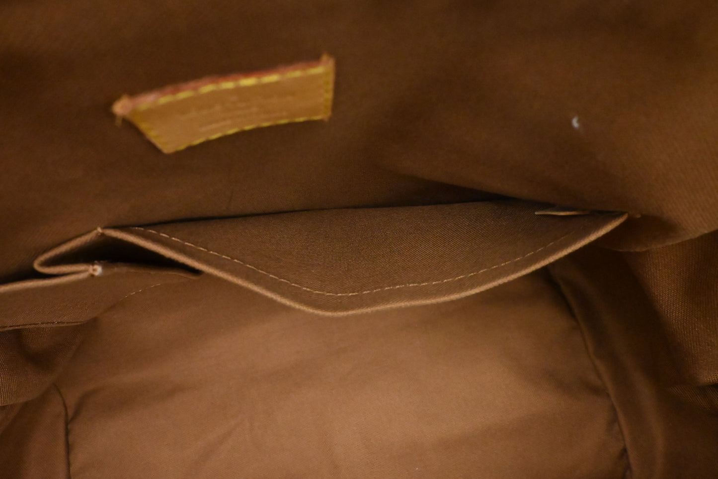 Louis Vuitton Tivoli GM in Monogram Canvas