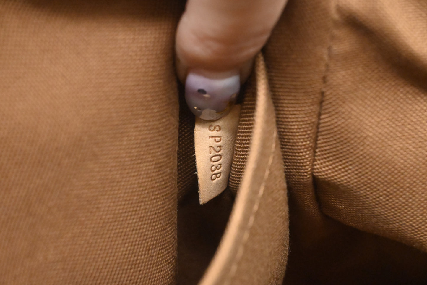 Louis Vuitton Tivoli GM in Monogram Canvas