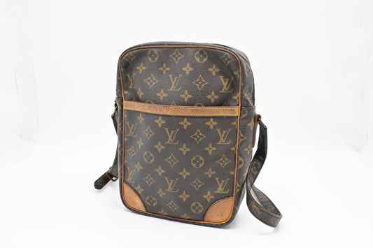Louis Vuitton Danube MM in Monogram Canvas
