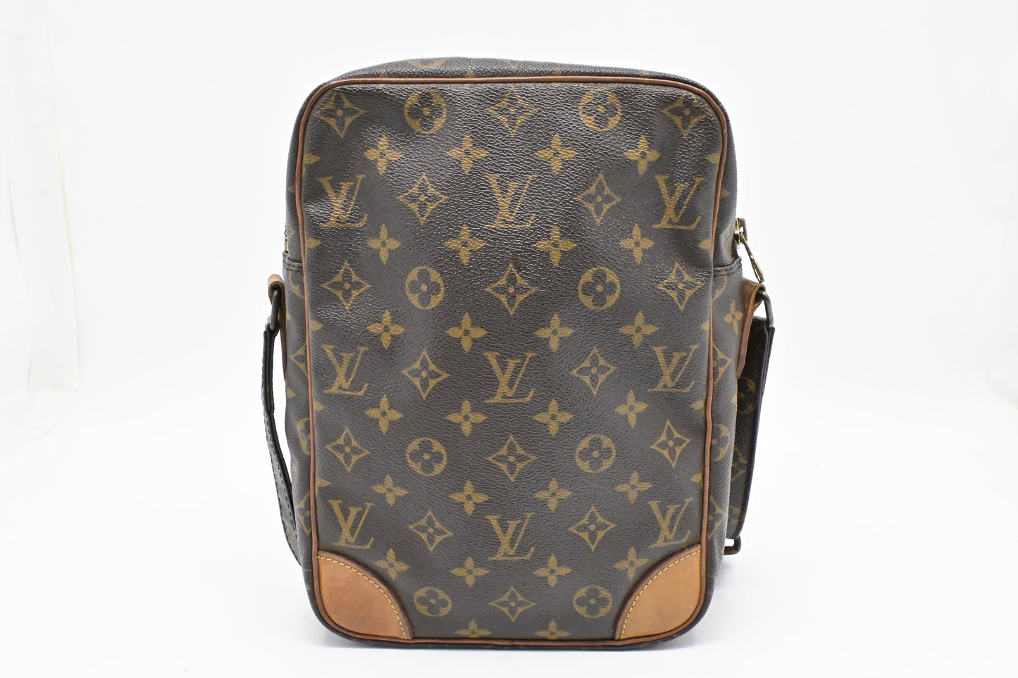 Louis Vuitton Danube MM in Monogram Canvas