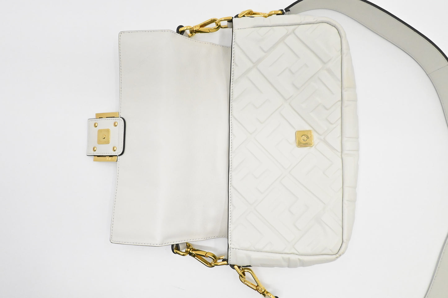 Fendi Baguette in White Nappa Leather