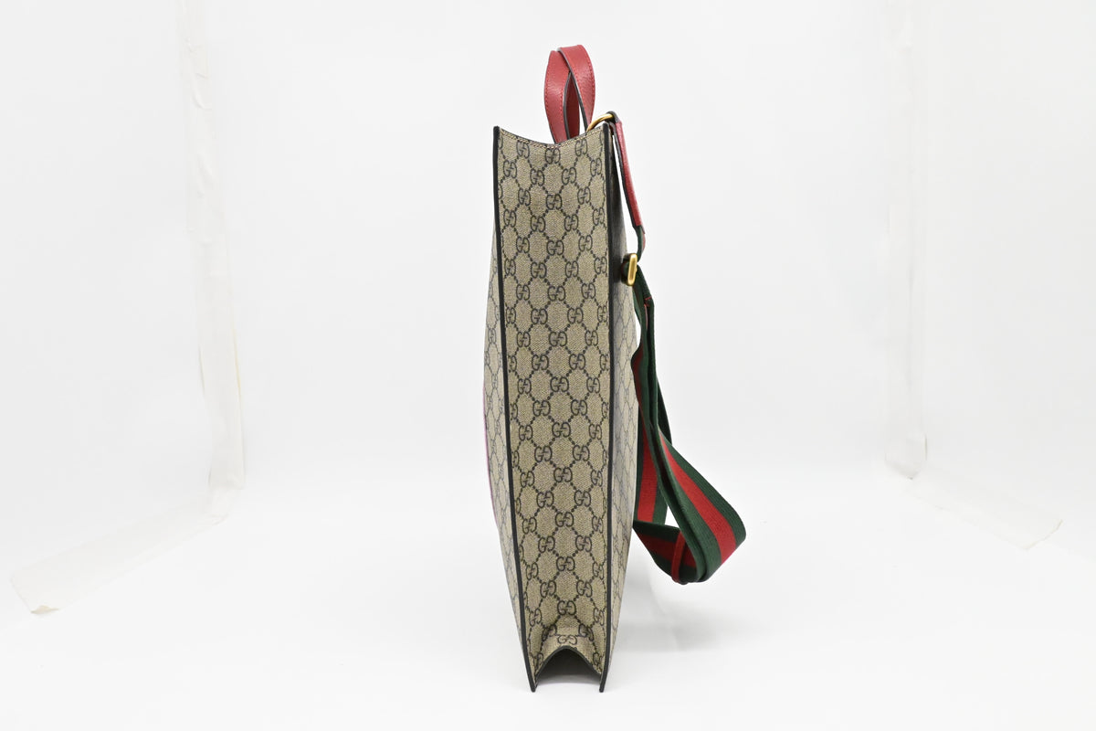 Gucci Bosco Tote in GG Supreme Canvas