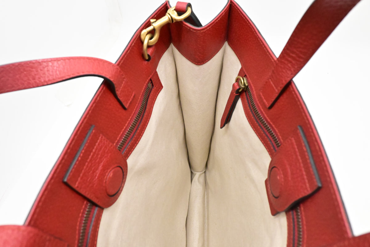 Gucci Bosco Tote in GG Supreme Canvas