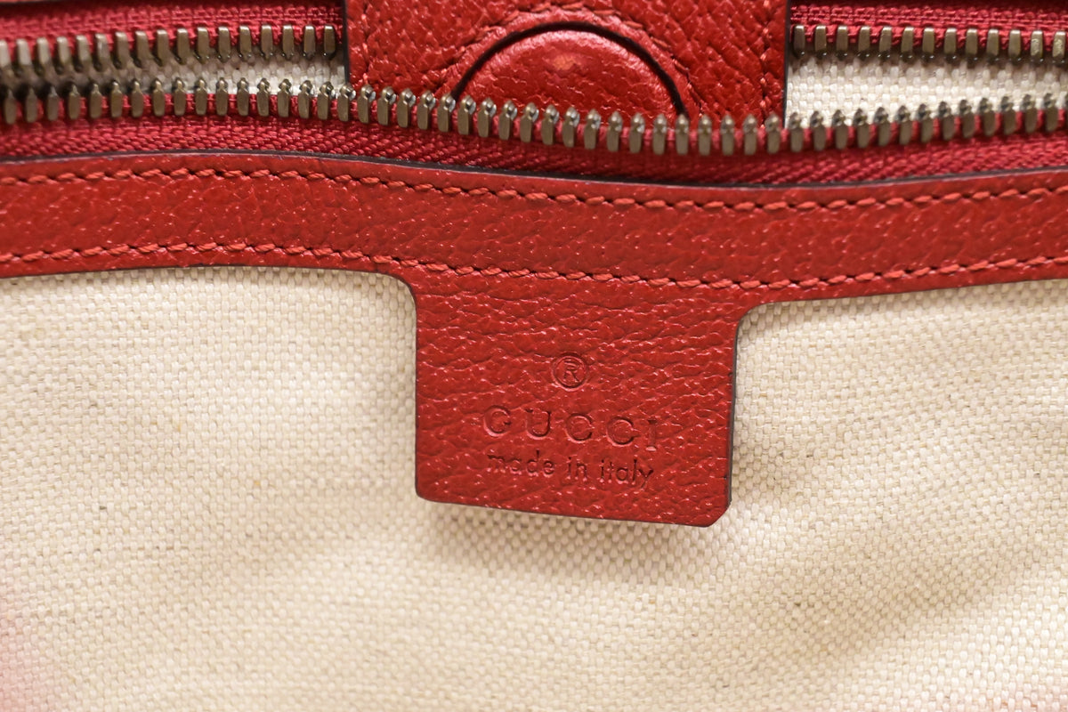 Gucci Bosco Tote in GG Supreme Canvas