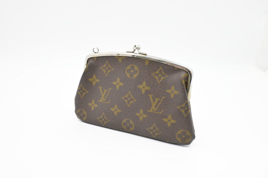 Louis Vuitton French Company Bucket Pouch in Monogram Canvas