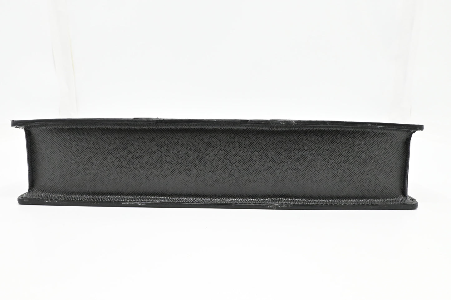Louis Vuitton Porte Documents Rosan in Black Taiga Leather