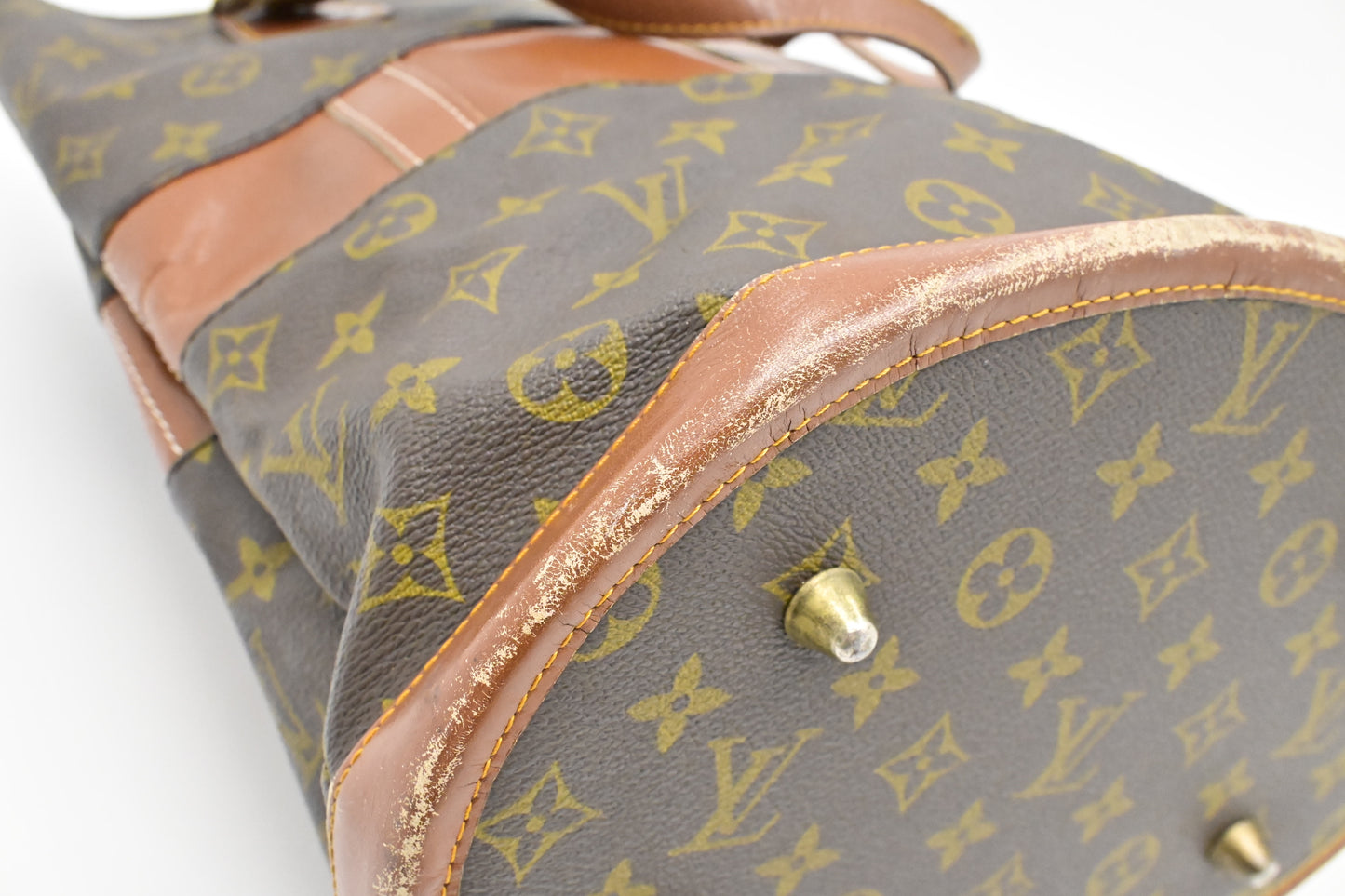 French Company Bucket GM in Monogram Canvas
